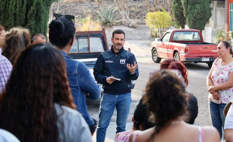 Yankel Benítez ofrece mesa técnica para regulación de predios  en colonia Pablo González