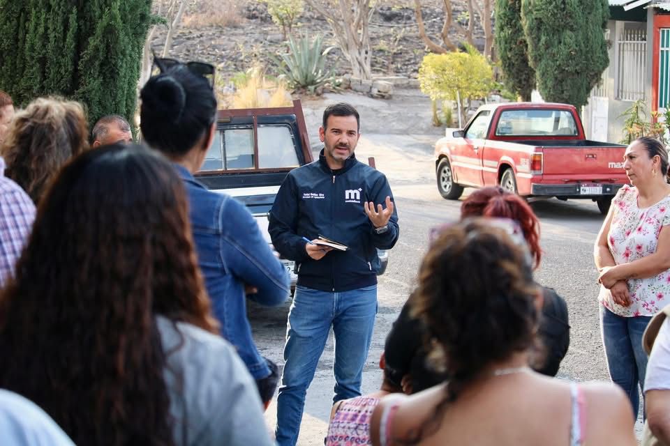 Yankel Benítez ofrece mesa técnica para regulación de predios  en colonia Pablo González