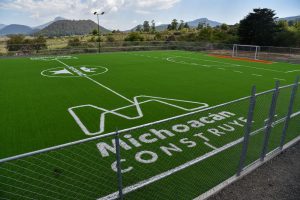 Gobierno estatal destinó 5 mdp para cancha de fútbol 7 y accesos seguros en San Felipe de los Herreros