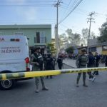 Ataque armado en tienda de abarrotes deja cinco muertos, incluyendo dos hermanos.
