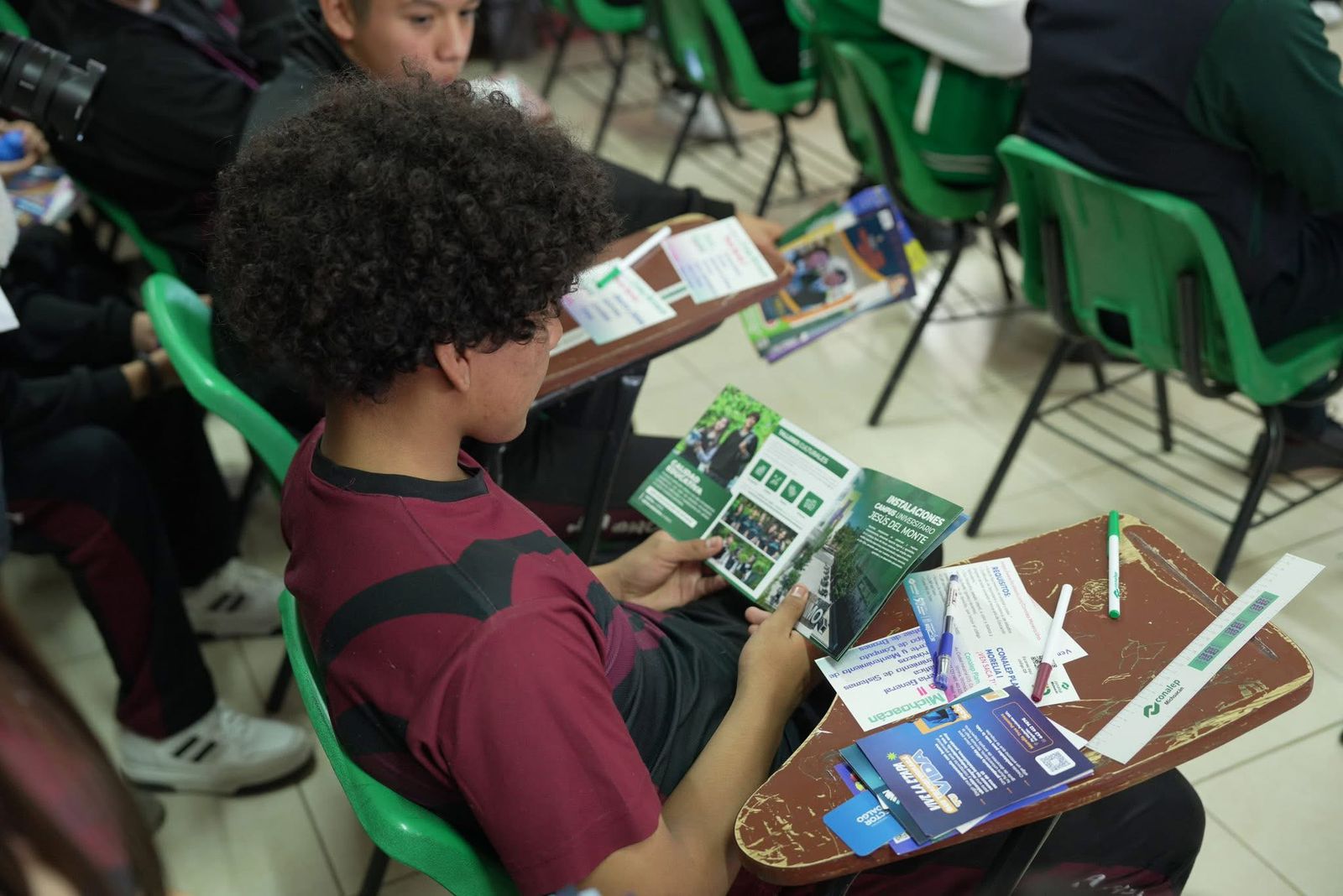 Michoacán garantizará acceso al bachillerato sin examen de admisión