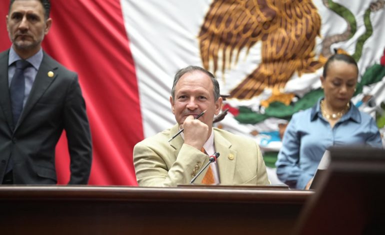 Con reforma en movilidad inclusiva, propuesta por David Martínez Gowman, se garantiza señalización en lenguas indígenas y LSM