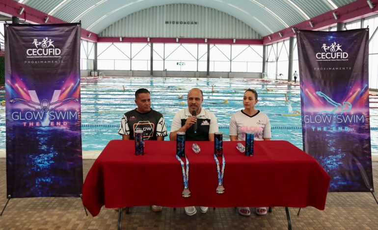 ¡Luces, música y acción! Inscríbete al maratón nocturno de natación de la Cecufid