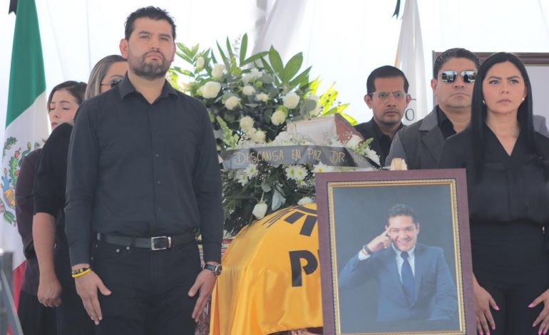 PRD Michoacán rinde homenaje póstumo a Jesús Antonio Espinoza Rochín