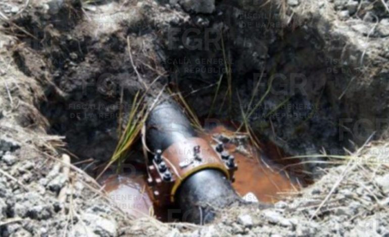 FGR INICIA INVESTIGACIÓN POR LA LOCALIZACIÓN E INHABILITACIÓN DE TOMA CLANDESTINA EN DUCTO DE PEMEX EN CUITZEO