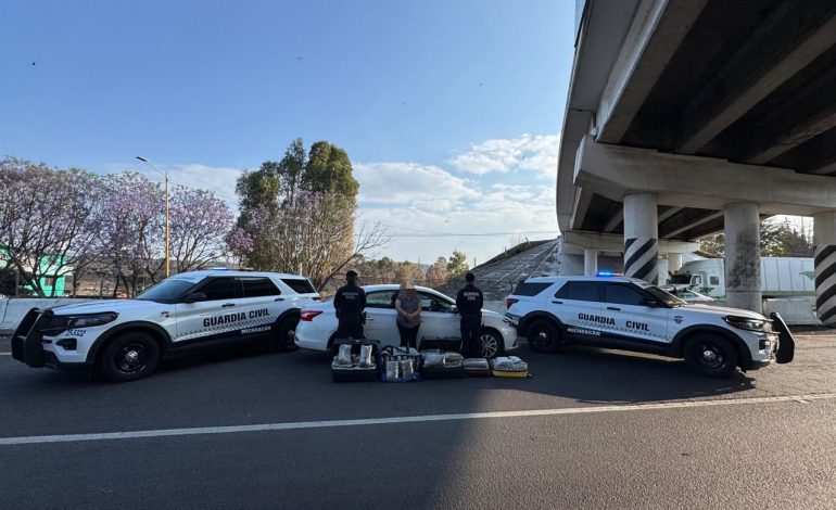 Aseguran Guardianes del Camino 5 maletas con 65 kilos de mariguana en la Autopista de Occidente: SSP