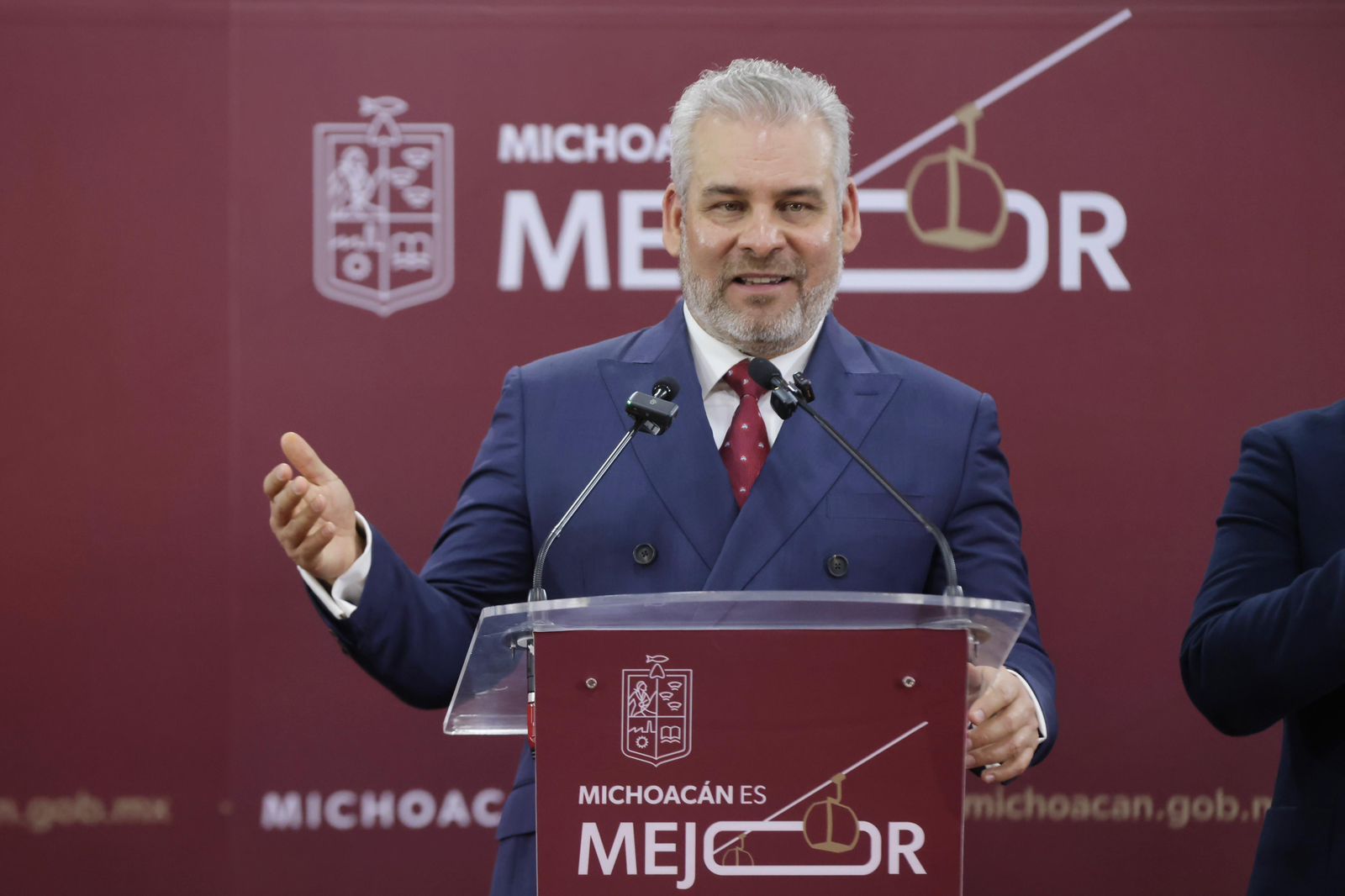 Más de 52 mil personas usaron el teleférico de Uruapan el fin de semana: Bedolla