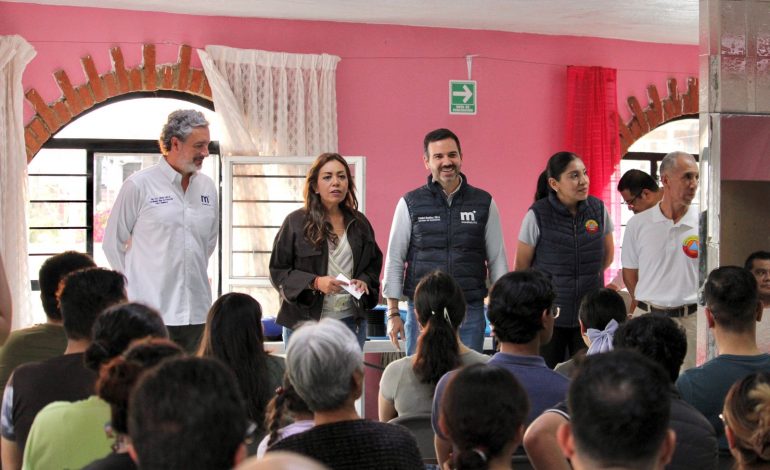 Yankel Benítez impulsa curso de primeros auxilios con vecinos de la colonia Industrial