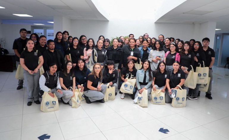 Carlos Torres Piña impulsa nuevas experiencias de formación para jóvenes