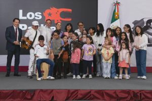 “QUEREMOS QUE LAS NIÑAS Y NIÑOS SEAN FELICES”: PRESIDENTA CLAUDIA SHEINBAUM ANUNCIA EL INICIO DE LA ENTREGA DE LAS TARJETAS DE LA BECA DE APOYO PARA UNIFORMES Y ÚTILES “RITA CETINA”