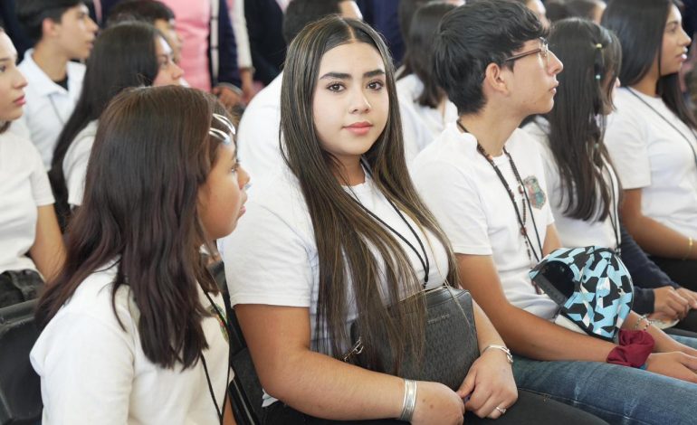 Con Plan Michoacán, avanza expansión del bachillerato nacional