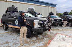 Refuerza FGE su capacidad operativa con la adquisición de vehículos blindados tácticos