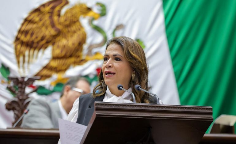 Fabiola Alanís reconoce inversión histórica en educación, clave para la transformación de Michoacán