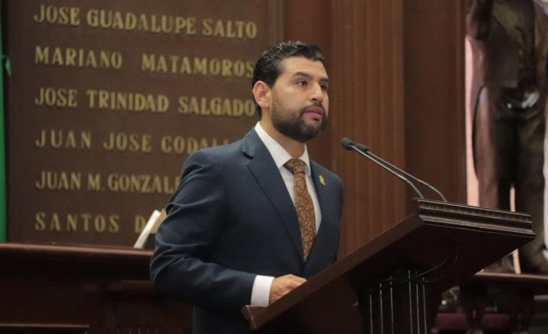 Presenta Octavio Ocampo iniciativa para garantizar elecciones sindicales libres de intervención oficial