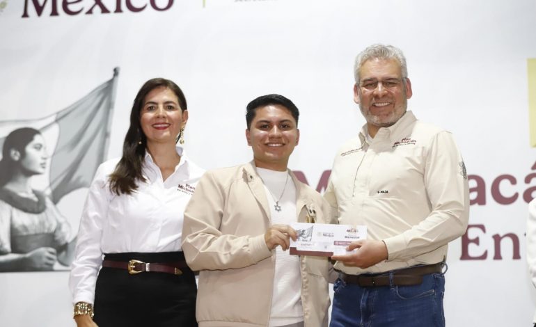 Hoy inicia pago de becas para media superior y superior: Gabriela Molina