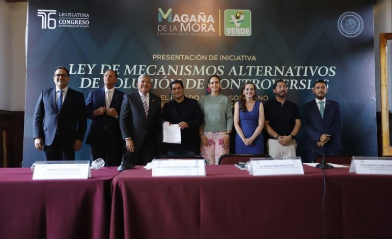 La Ley de Mecanismos Alternativos de Solución evitaría juicios, plantea Juan Antonio Magaña de la Mora en iniciativa