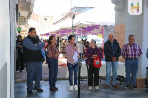 Jeovana Alcántar realizó la décimo tercera entrega de pollitos doble propósito