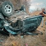 Volcadura en Zitácuaro deja un muerto y nueve heridos