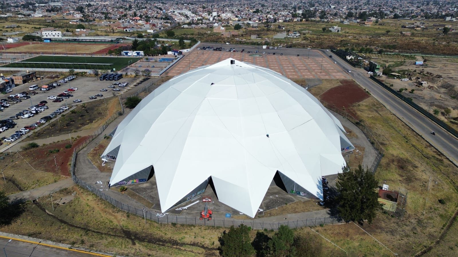 Gobierno estatal concluye rehabilitación del domo del Bicentenario.