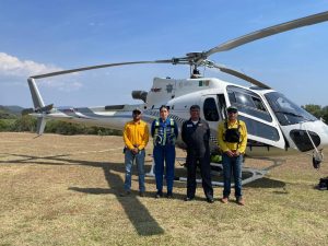 Atiende Gobierno de Michoacán incendio forestal en Salvador Escalante.