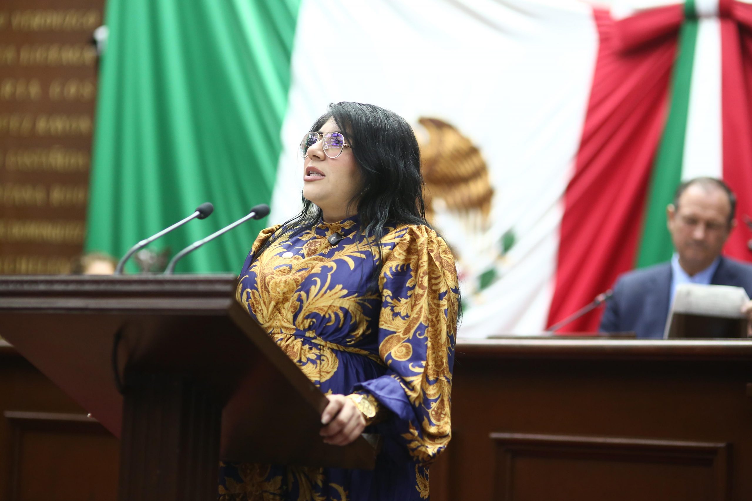 Rectificación gratuita de actas de nacimiento, propone Vanhe Caratachea.