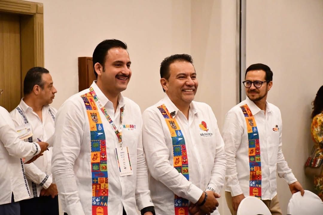 Nombran a Roberto Monroy como presidente nacional de la Asetur