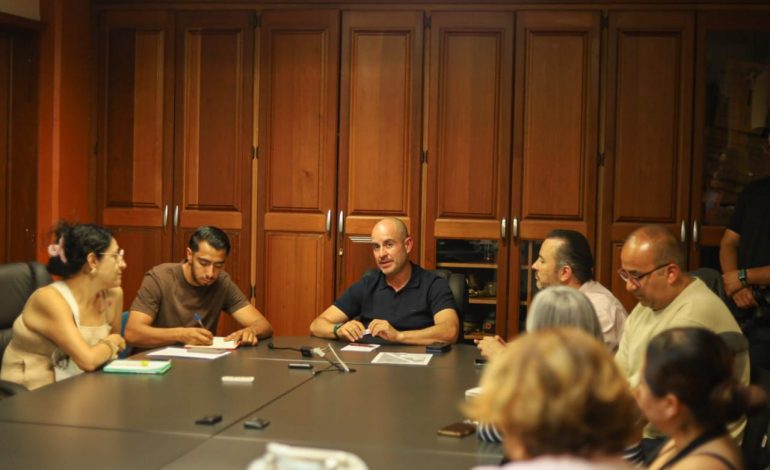Adolfo Torres atiende de manera directa peticiones de diversas colonias de Morelia