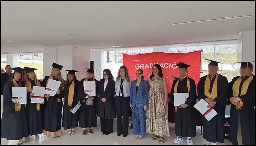 Sistema Penitenciario entrega cartas de pasante a 10 internos egresados de licenciatura