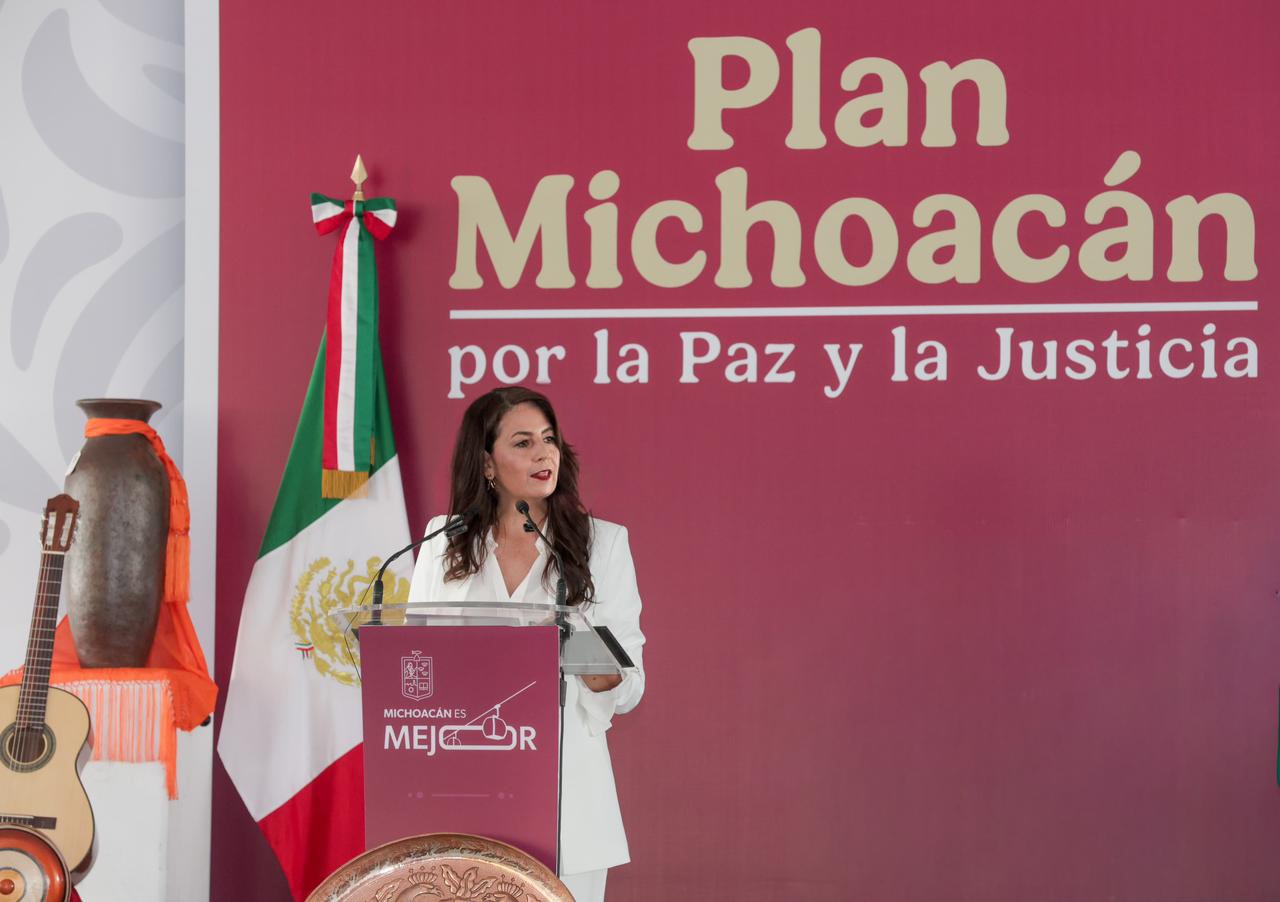 Aumento salarial y apoyo por defunción, beneficios magisteriales: Gabriela Molina