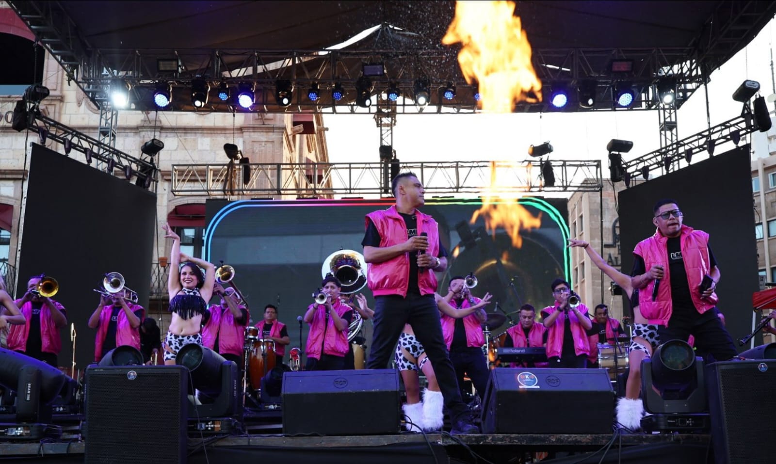 Banda La Más Fresona prende festejos del 485 Aniversario de Morelia