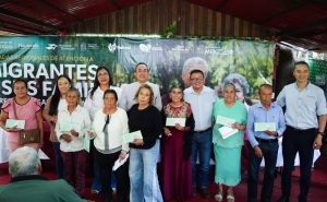 Semigrante fortalece la unión familiar con entrega de visas en Ziracuaretiro