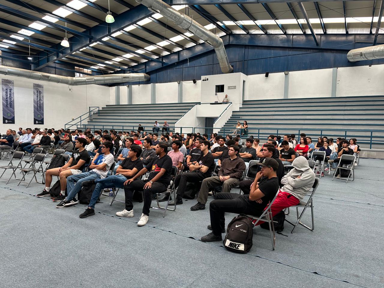 Fortalece FGE la prevención digital entre estudiantes de Jiquilpan