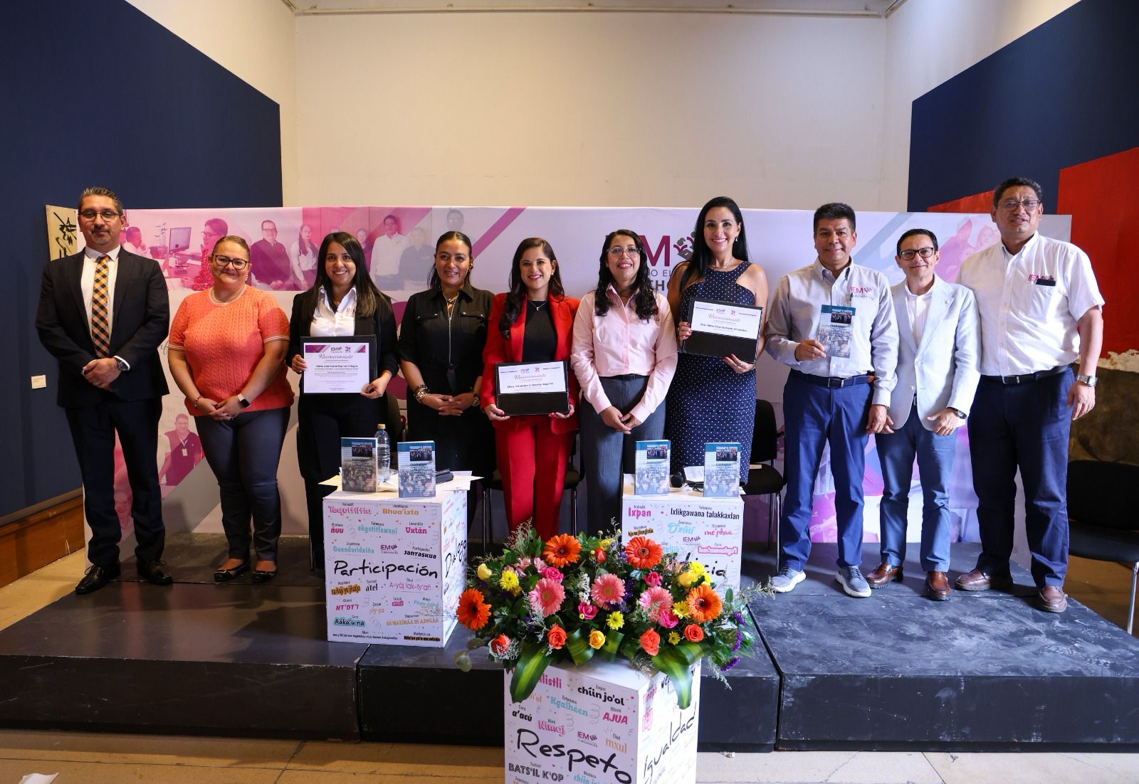 Presenta IEM libro “Charapan. Consulta para el cambio de forma de elegir a sus autoridades”