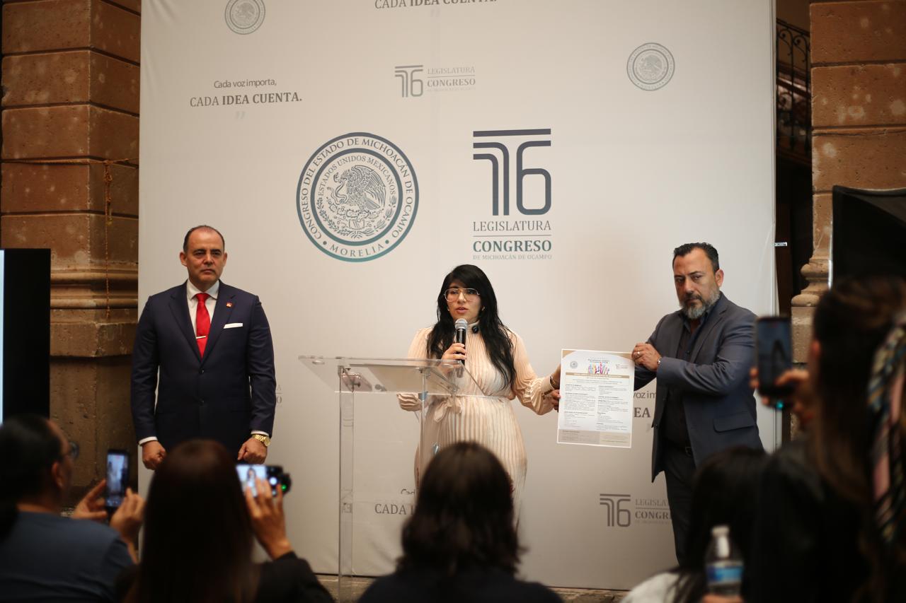 Vanhe Caratachea invita a niñas y niños a ser parlamentarios