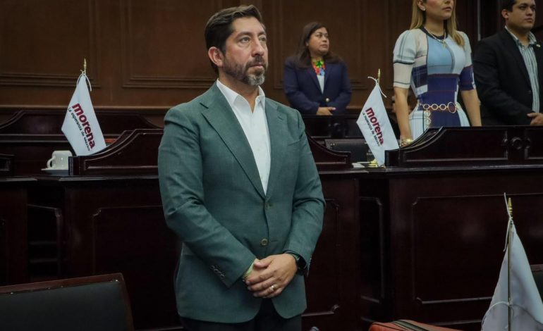 Convertirán servicio social de estudiantes en motor ecológico para Michoacán: Abraham Espinoza Villa