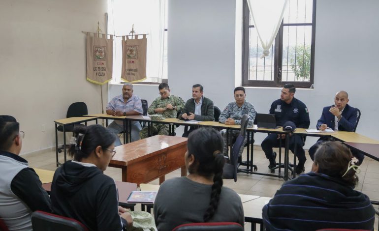 Se restablece tránsito en Sevina tras diálogo con habitantes: Raúl Zepeda