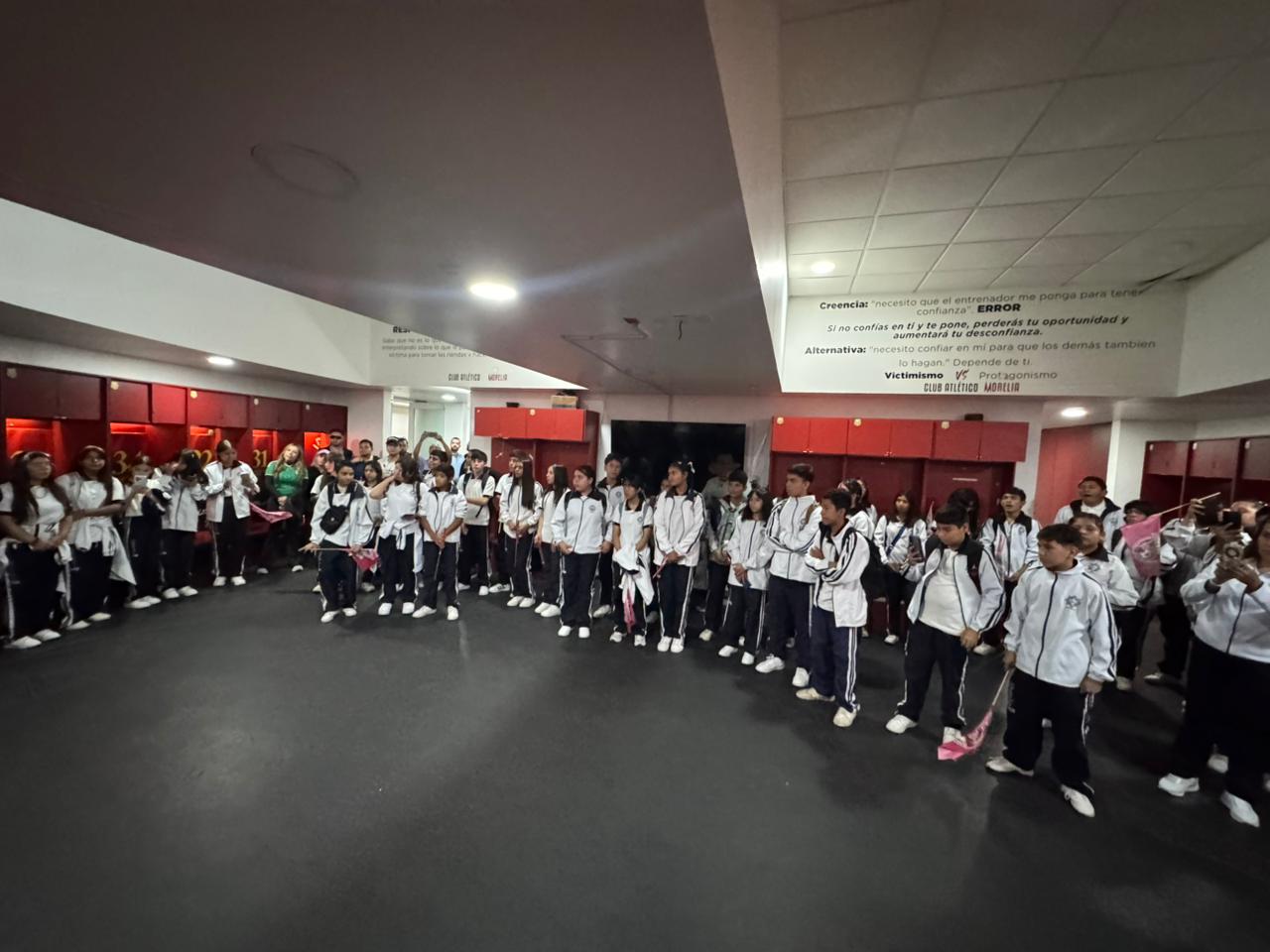 Con deporte y prevención, jóvenes de secundaria le sacan «la roja» al delito en Morelia