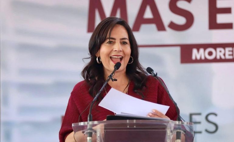 Impulsa Gabriela Molina diálogo entre normalismo y educación básica