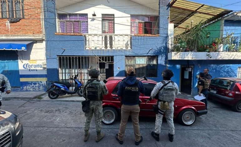 Fiscalía de Michoacán realiza cateos en diferentes puntos de Morelia y asegura más de 2 mil dosis de droga
