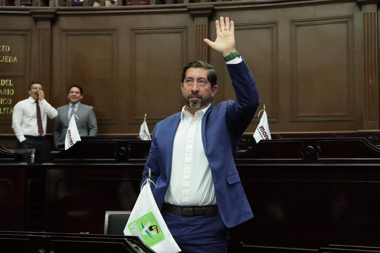 Abraham Espinoza Villa propone ley anti-alienación parental en Michoacán