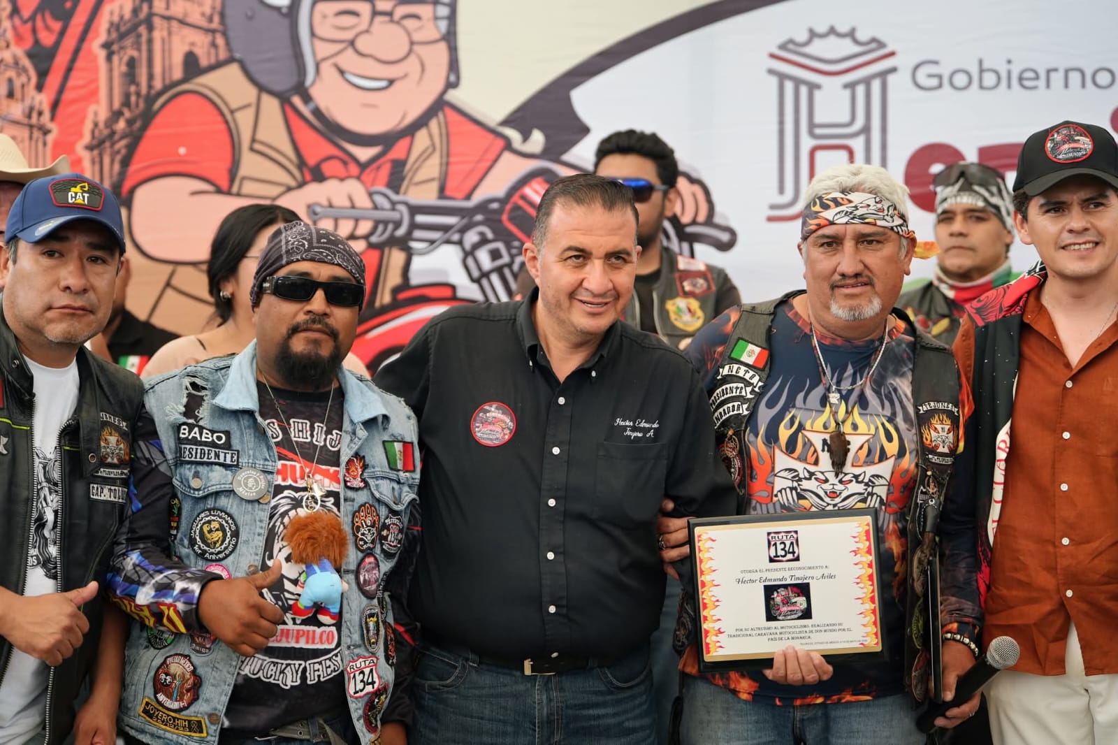 Concluyo Caravana Motociclista de Don Mundo en Zitácuaro