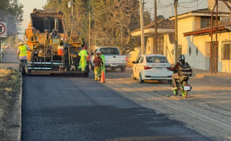 Con paso firme, obras viales en Uruapan alcanzan hasta un 80 % de avance: Rogelio Zarazúa