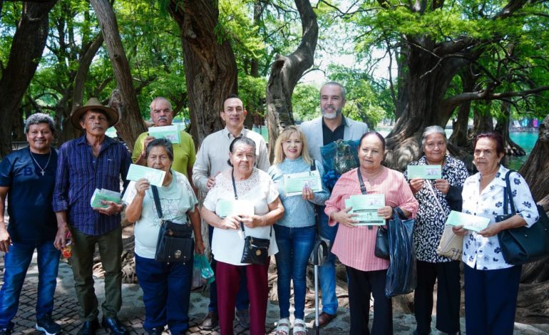 Semigrante fortalece el reencuentro familiar con entrega de visas en Tangancícuaro