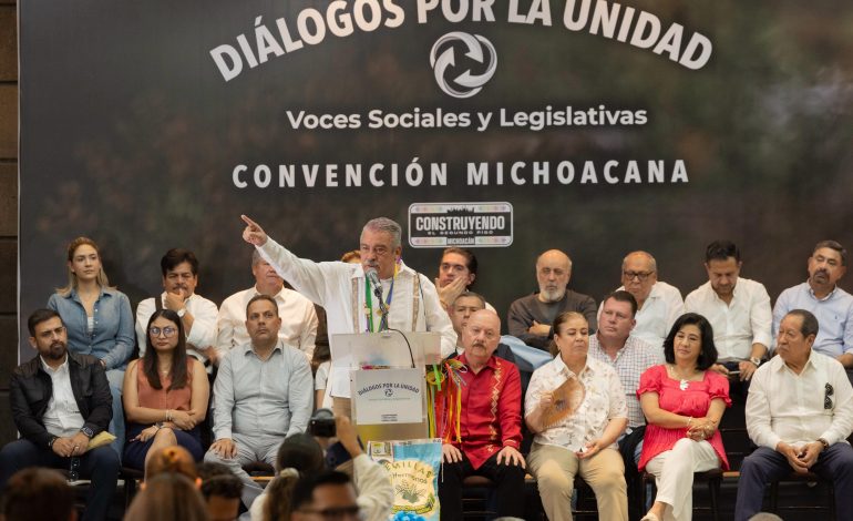 «El pueblo de Michoacán le levantará la mano a Raúl Morón en el 2027»: legisladores federales
