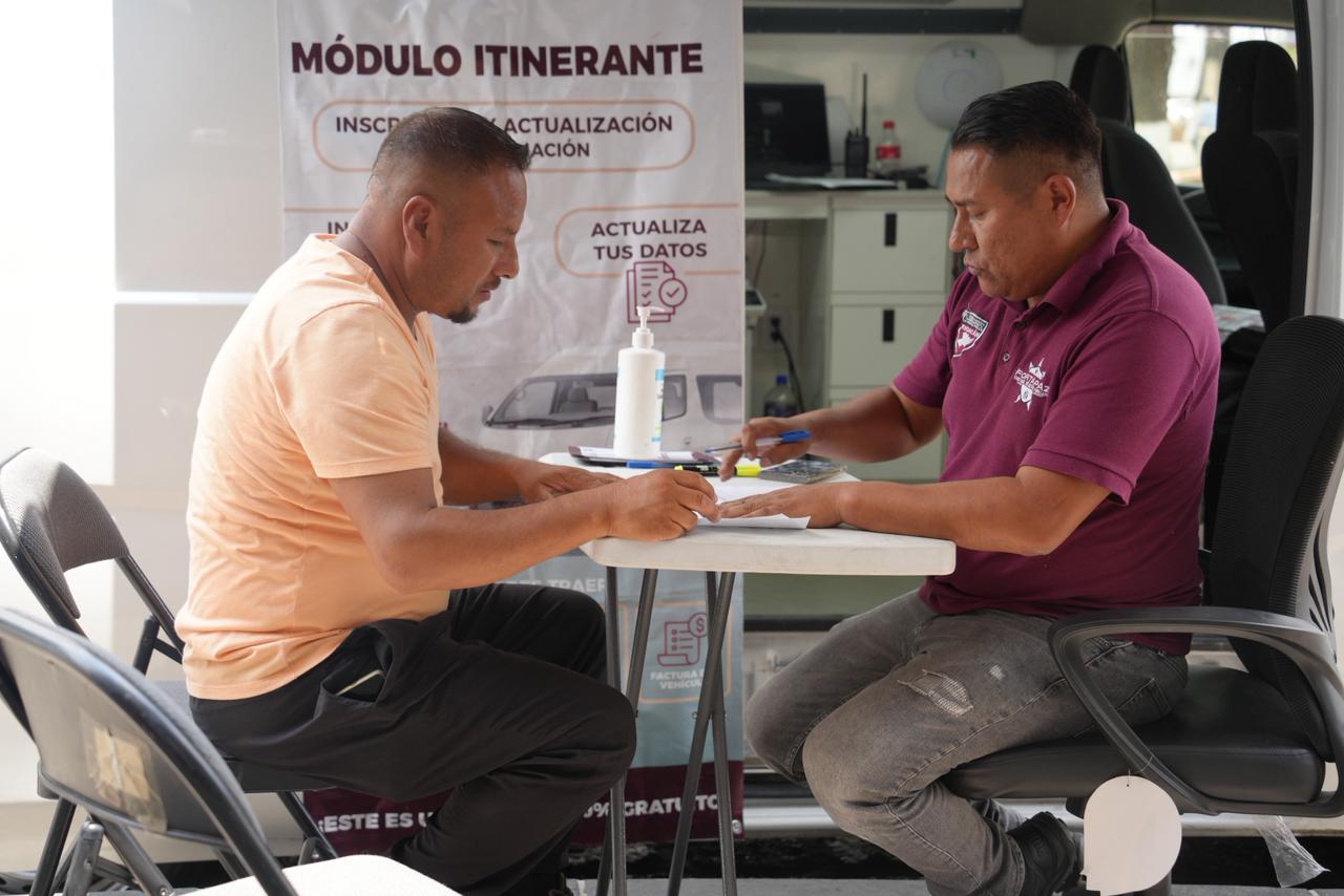 Avanza regularización vehicular en Michoacán; se atendió a casi mil personas en 6 municipios