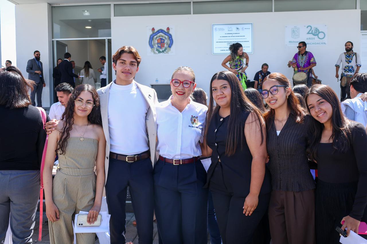ESTE VIERNES, ÚLTIMO DÍA PARA APLICAR AL PASE POR EXCELENCIA ACADÉMICA DE BACHILLERATO A LICENCIATURA DE LA UMSNH