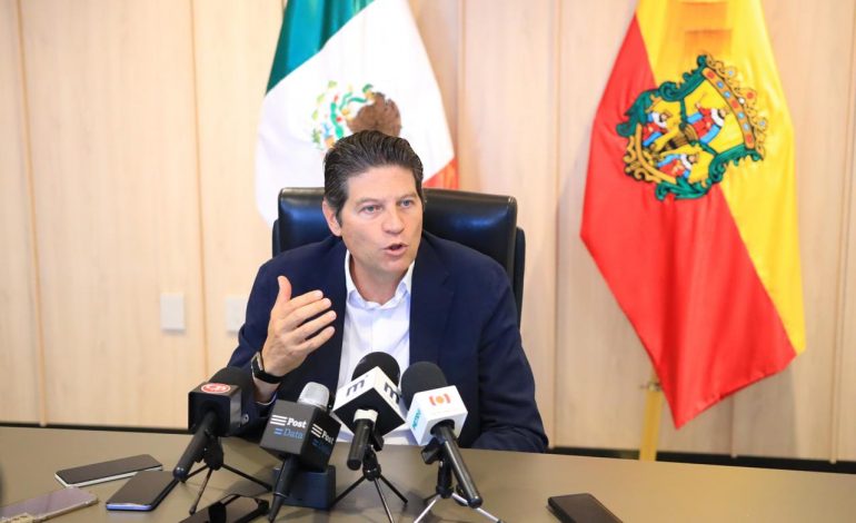 Candidatos independientes también deberían contar con financiamiento público: Alfonso Martínez Alcázar