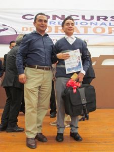 En Preparatoria Taximaroa seguimos orgullosos del logro de Karol Javier en oratoria