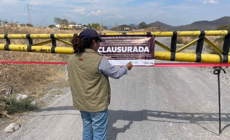 Proam clausura banco de arena en Múgica por incumplimiento a regulación ambiental