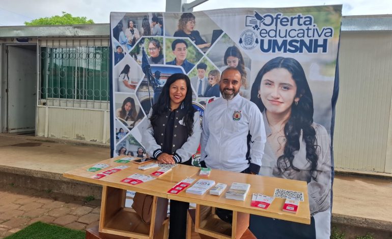 Unidad Profesional Realiza jornada de difusión en el CECyTEM plantel Agostitlán